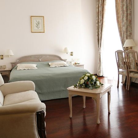 Hotel Mozart Опатия Екстериор снимка