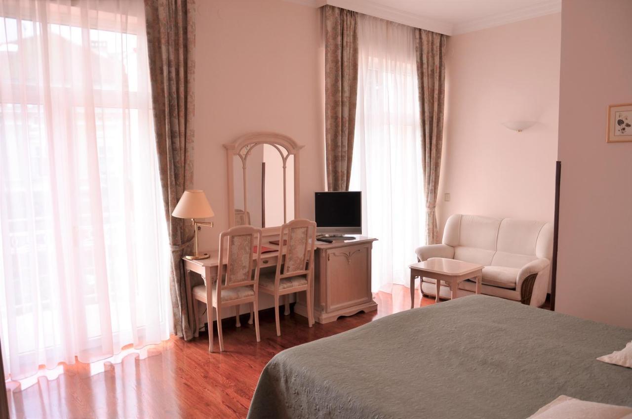 Hotel Mozart Опатия Екстериор снимка